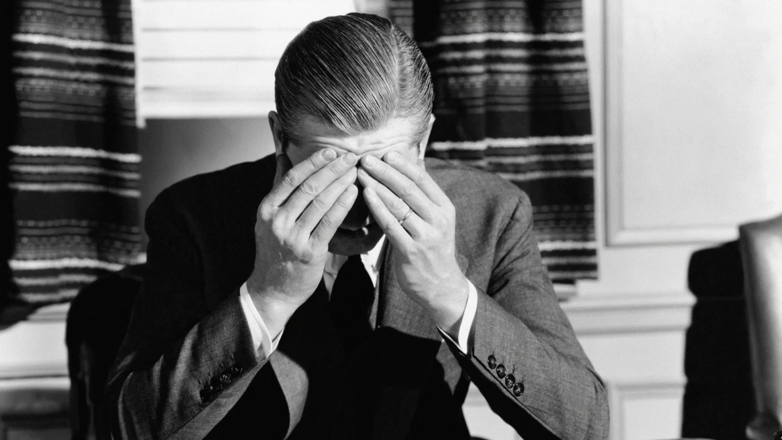 从合约传奇到“链上乞丐”:40 倍杠杆巨鲸 James Wynn 的生死赌局