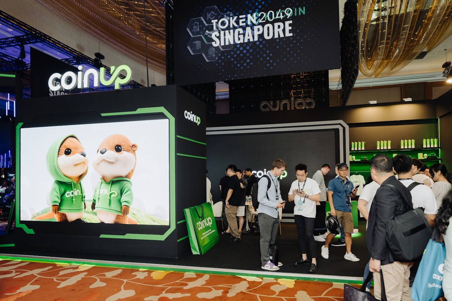 TOKEN2049 新加坡收官：CoinUp 以“加密绿洲”重新定义有温度的交易所