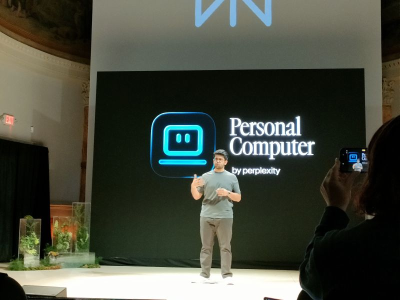 你还在装 OpenClaw，这家公司已经做了台 AI 电脑