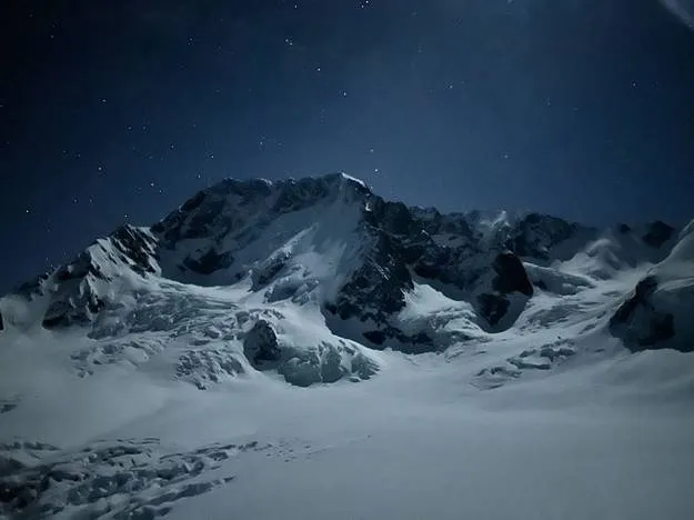 アーサー・ヘイズ：今年第1四半期はほぼ取引を停止。AIによる失業とイラン戦争により、私は様子見の姿勢を取っている。