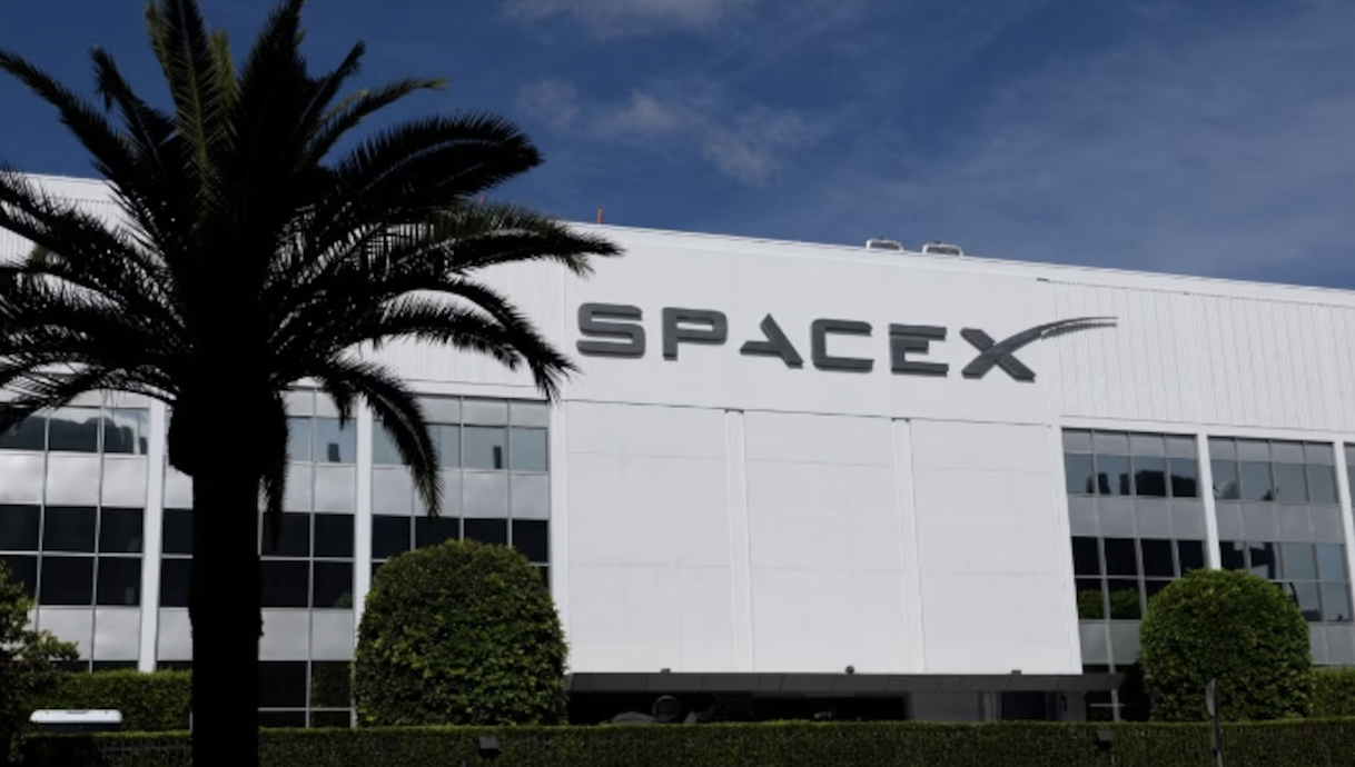 $SPCXがHyperliquidに上場:SpaceXはまだ上場していませんが、チェーン上ではすでに2.4兆ドルで価格付けされています。