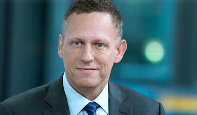 Pourquoi Peter Thiel, derrière Palantir, se prépare-t-il une sortie en Argentine ?