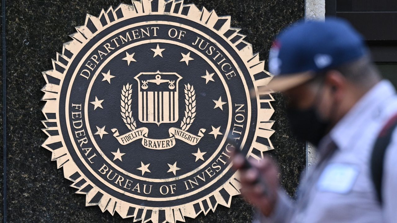 나는 FBI로부터 암호화된 사기 예방 전화를 받았다