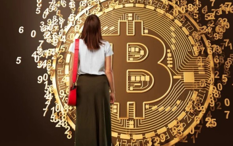 Le président de la Réserve fédérale refroidit les espoirs de baisse des taux en mars, le bitcoin tombe sous 42 500 dollars