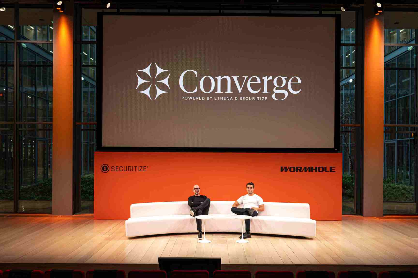 速览 Converge:Ethena 与 Securitize 的合规优先公链
