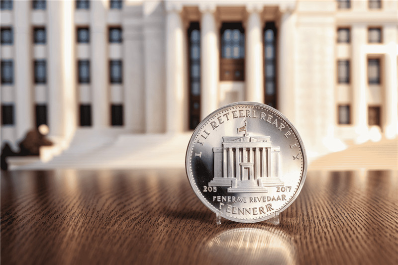 Reviewing the Fed's 10-Year Interest Rate Cycle: Where Is Bitcoin Headed Under Three Scenarios?