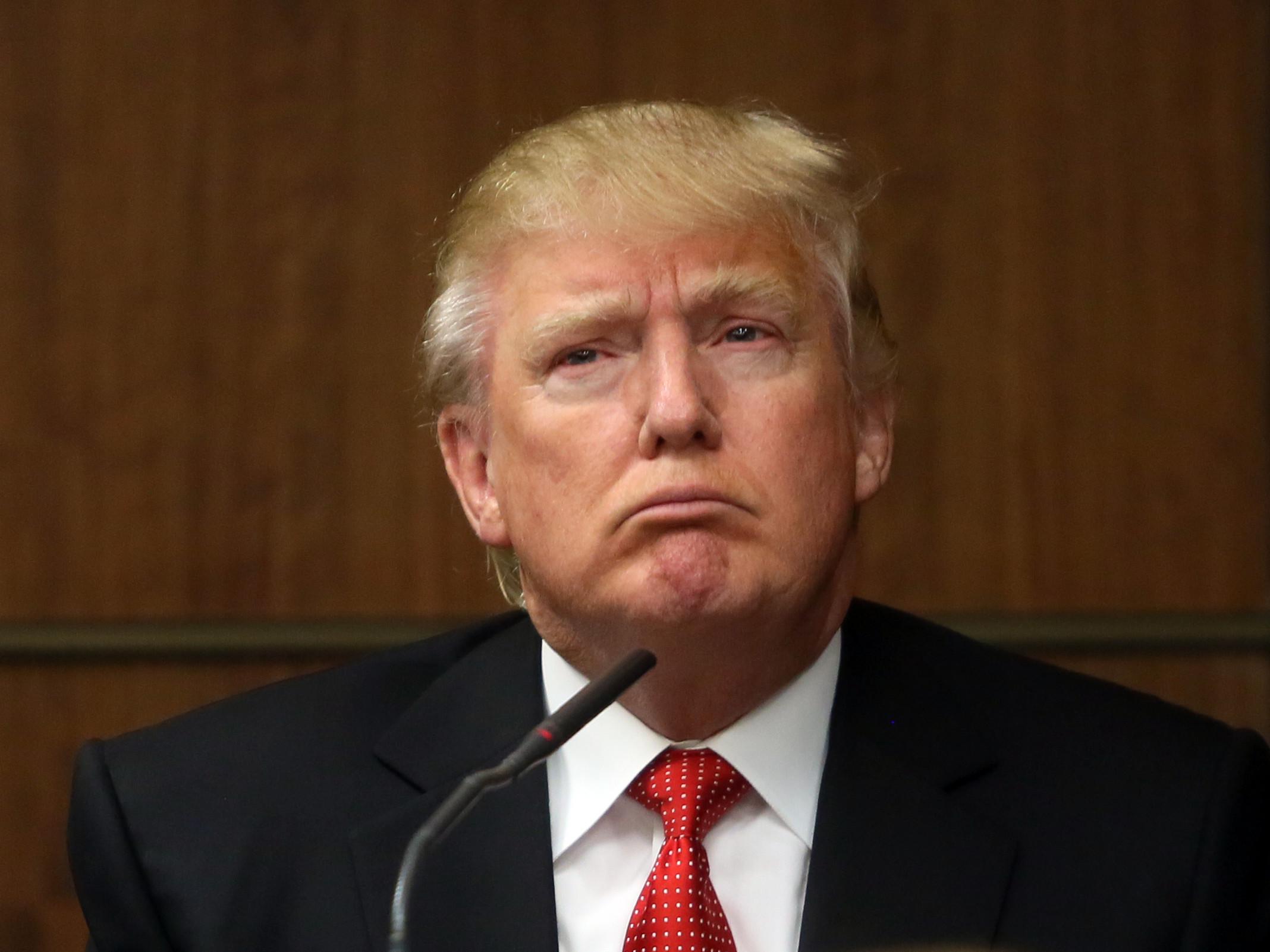 Phía sau "lần quay ngoặt 180 độ thứ hai", điều gì đã khiến Trump "nhượng bộ"?