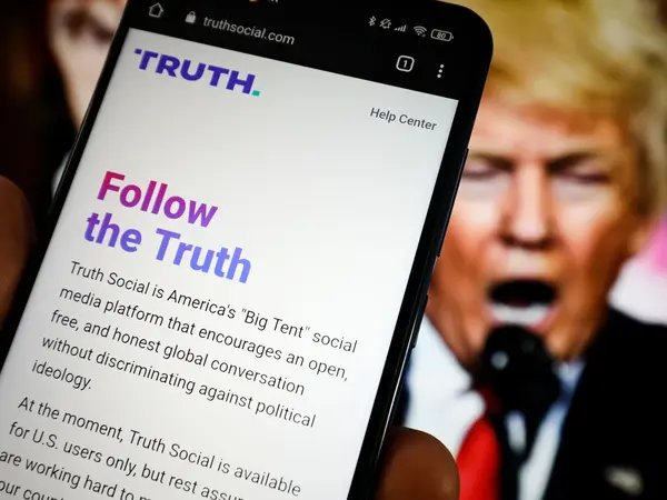 Les posts de Trump vendus à la milliseconde à Wall Street : analyse détaillée du « modèle économique de l'influence » de la société mère de Truth Social