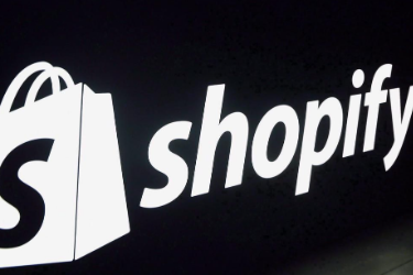 Luxlock integrates Brand Connector to provide users with a token-based shopping experience on Shopify.